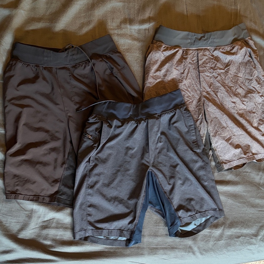 lululemon athletica Men's Athletic Shorts Set — Black and Gray